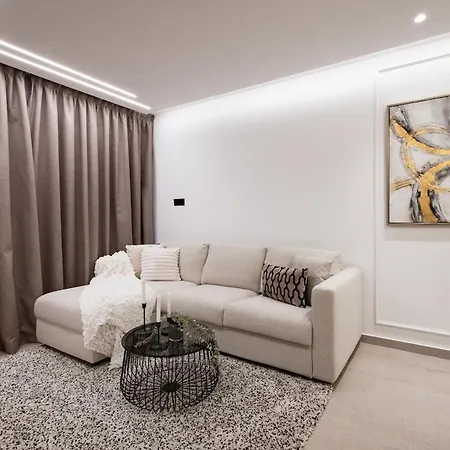 Luxury Marina Apartment Limassol